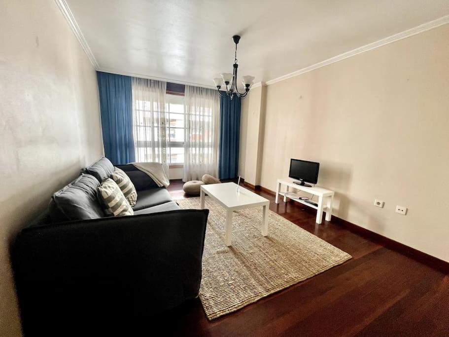 Agradable Apartamento Centrico En Cangas 外观 照片