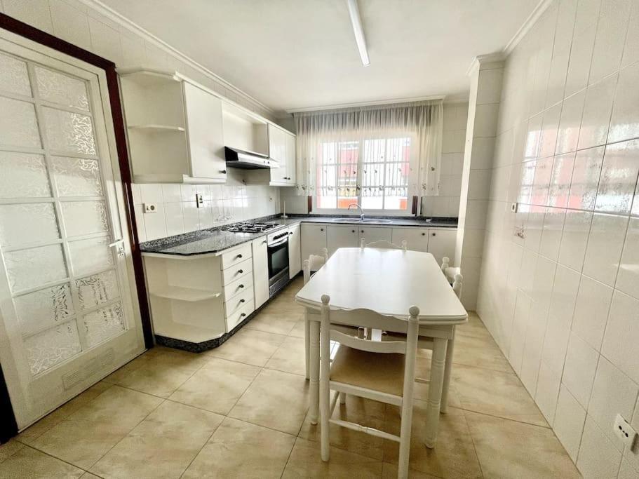 Agradable Apartamento Centrico En Cangas 外观 照片